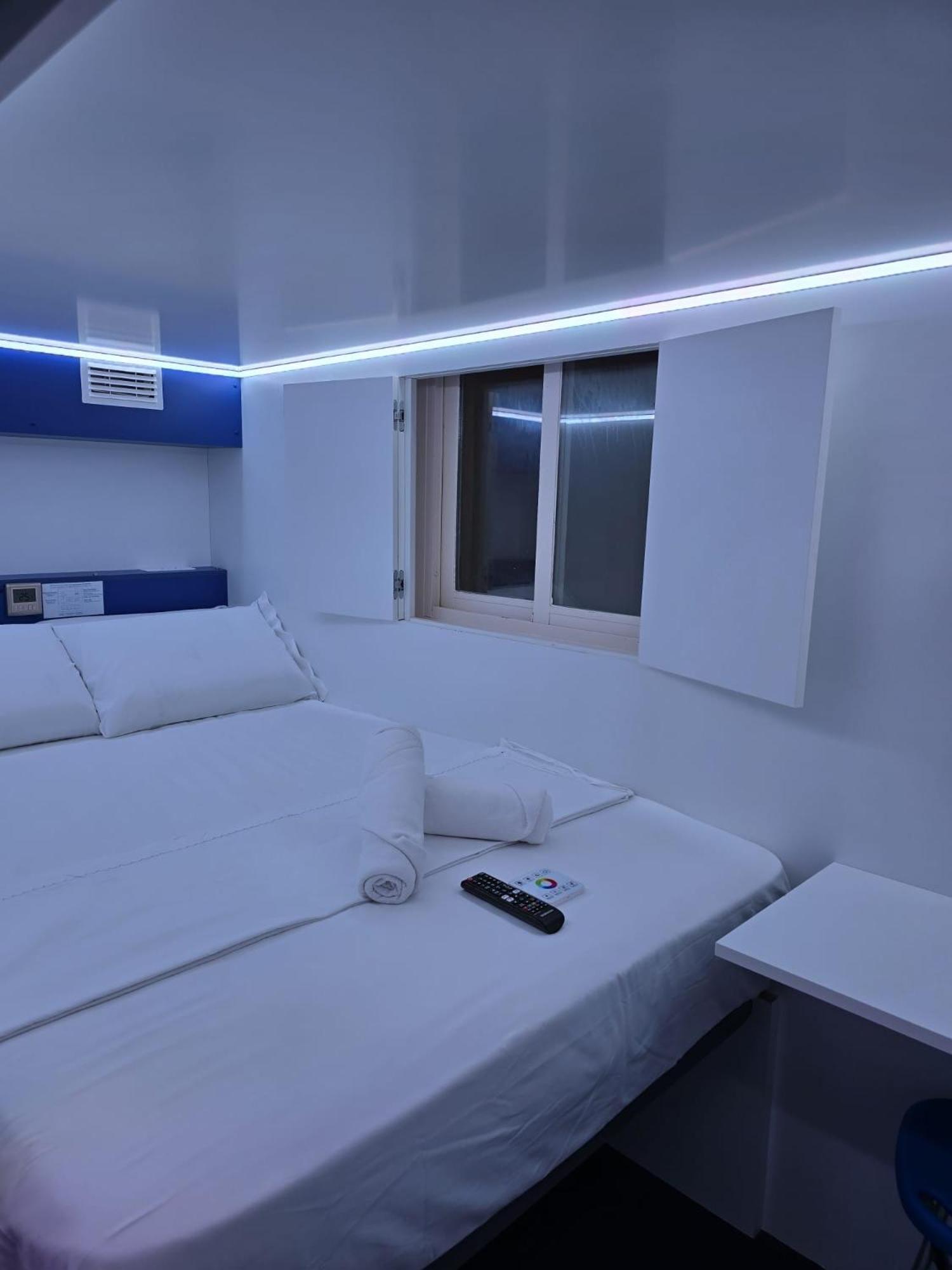 Modular Rooms Madrid Bagian luar foto